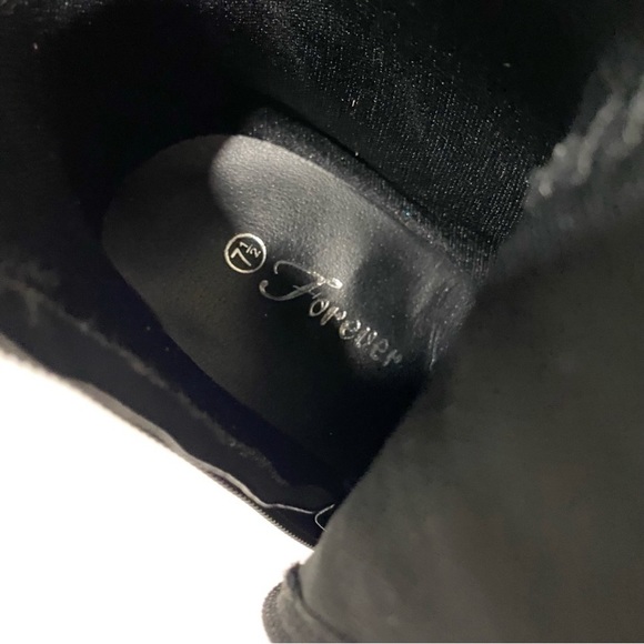 Bretty High Sky Black Faux Suede Booties NWT - Picture 13 of 16